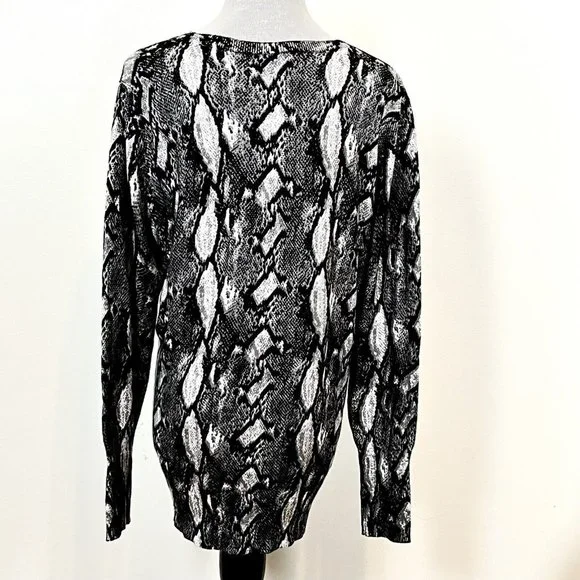 Worthington Womens Leona Animal Print Sweater Snake Cotton Blend Black White Sz - Picture 3 of 7